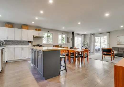 Maison à vendre - 30 Ch. Richard, Hull, J0X 2W0