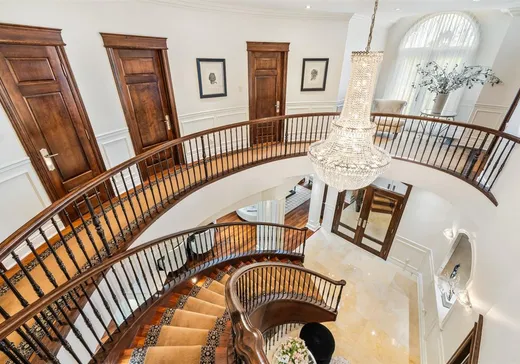 Two or more stories for sale - 370 Rue Monet, Montreal (Pierrefonds-Roxborro), H9A3J4