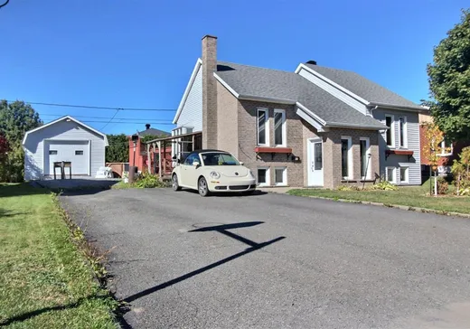 Bungalow à vendre - 210 Rue Alain, Rivière-du-Loup, G5R5Z2