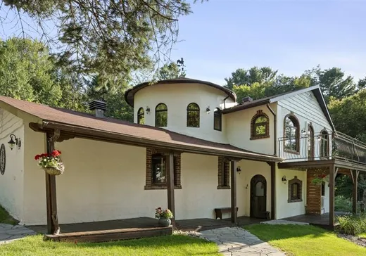Maison à étages à vendre - 9 Ch. des Pommiers, Ste-Anne-Des-Lacs, J0R1B0