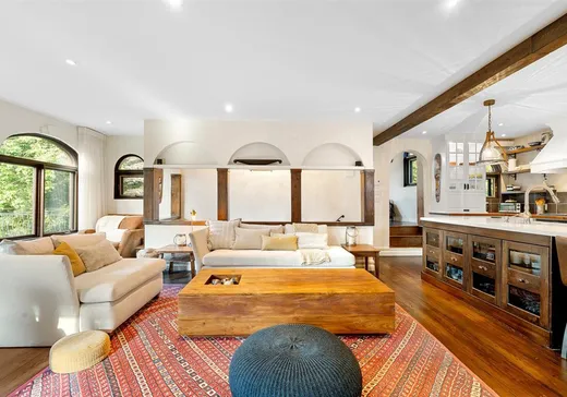 Maison à vendre - 9 Ch. des Pommiers, Ste-Anne-Des-Lacs, J0R 1B0