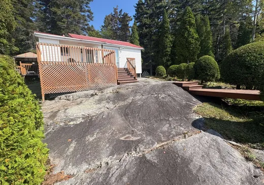 Maison à étages à vendre - 01 Île Gagnon, Alma, G8B1V3