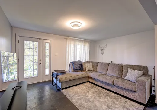 Maison à vendre - 205 Ch. de la Corniche, Saint-Sauveur, J0R 1K0
