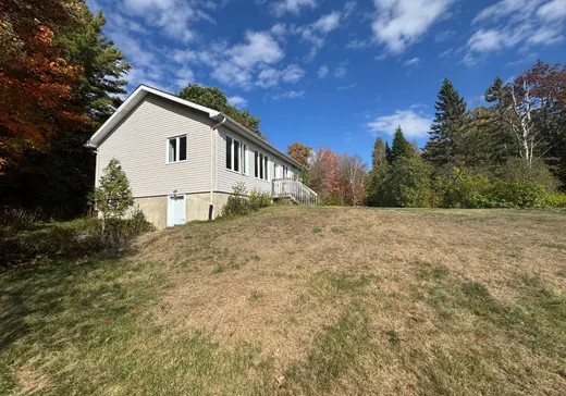 Maison à vendre - 22 Rue Rosemount, Gore, J0V 1K0