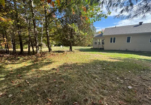Maison à vendre - 22 Rue Rosemount, Gore, J0V 1K0