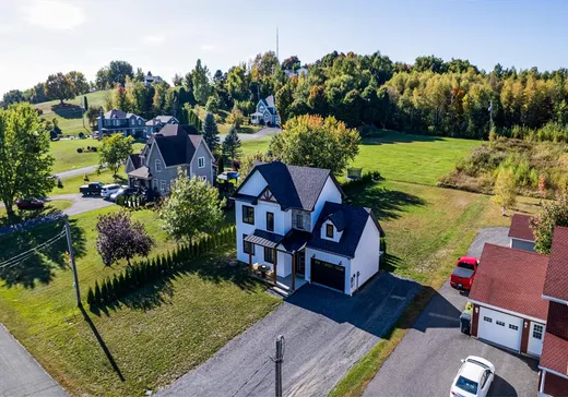 House for sale - 3007 Rue Armand, Saint-Félix-de-Kingsey, J0B 2T0
