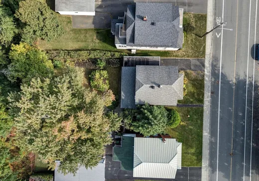 Maison à vendre - 1180 Rue Lalemant, Drummondville, J2B 5B4