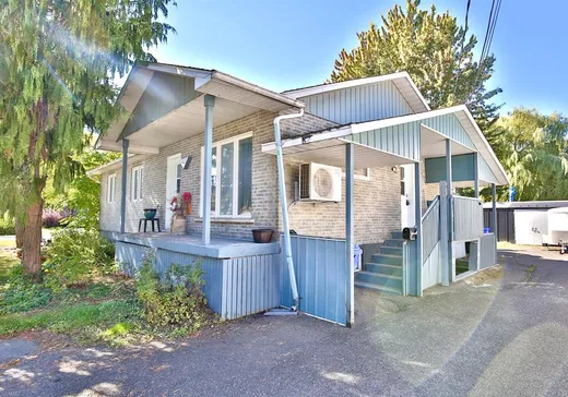 Bungalow à vendre - 1421 4e Rue, Chambly, J3L4V4