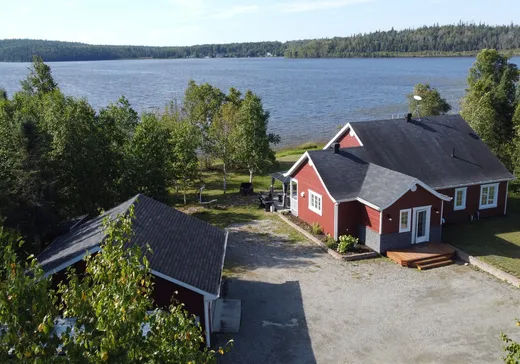 Maison à vendre - 10084 Ch. de l'Éden, Rouyn-Noranda, J0Y 1C0