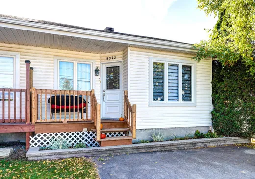 Two or more stories for sale - 9372 Boul. de St-Canut, St-Canut, J7N1K9