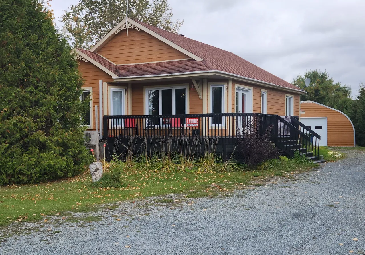 221 Rue Tremblay — photo 1
