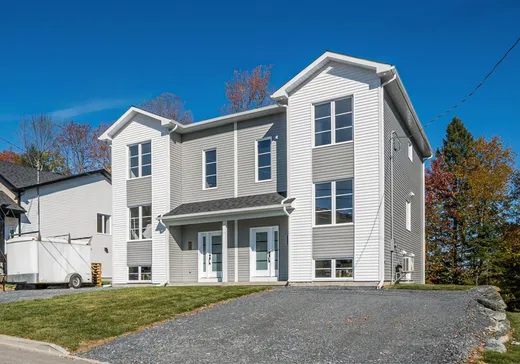 Two or more stories for sale - 2078 Rue de la Golconda, Sherbrooke, J1H0N1