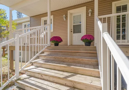 Maison à vendre - 510 Rue Desrochers O., Chertsey, J0K 3K0