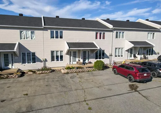 Maison à vendre - 9C 7e Rue E., Saint-Martin, G0M 1B0