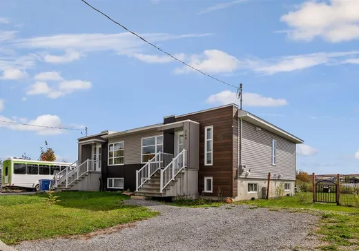Bungalow à vendre - 264 Rue Étienne-Racine, Sainte-Anne-de-Beaupré, G0A3C0