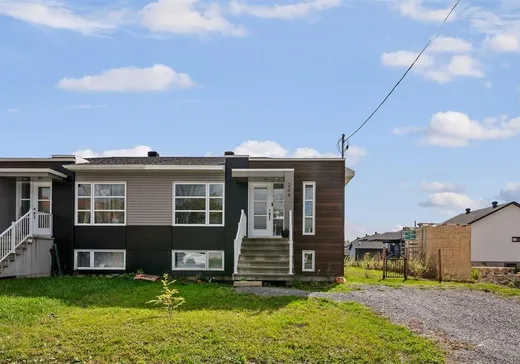 Maison à vendre - 264 Rue Étienne-Racine, Sainte-Anne-de-Beaupré, G0A 3C0
