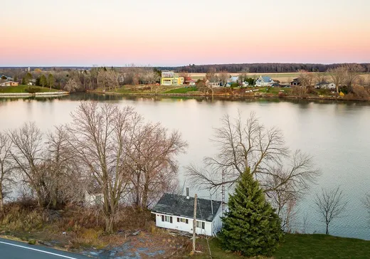 Maison à vendre - 1787 Rue St-Jean-Baptiste, Saint-Roch-de-Richelieu, J0L 2M0
