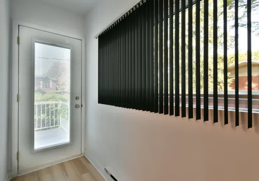 Maison à vendre - 2363 Av. du Lac, Terrebonne, J6X 4B6