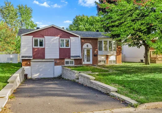 Maison à vendre - 3545 Rue Howard, St-Hubert, J3Y 4Z8