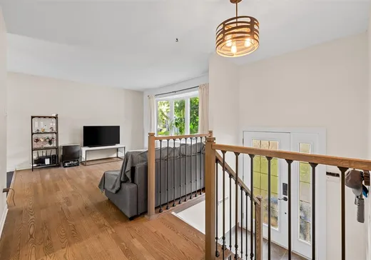 Maison à vendre - 3545 Rue Howard, St-Hubert, J3Y 4Z8