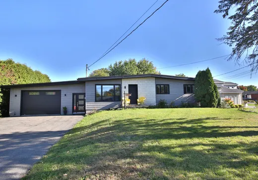 Two or more stories for sale - 4805 Rue St-Pierre O., Saint-Hyacinthe, J2T5G7