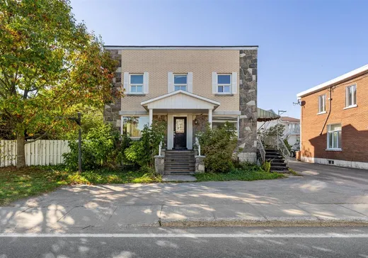Two or more stories for sale - 2751 Rue Laflèche, Saint-Paulin, J0K3G0