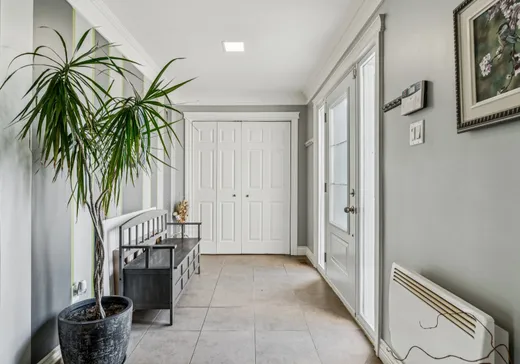 Maison à vendre - 211 Rue Principale, Saint-Édouard-de-Napierville, J0L 1Y0