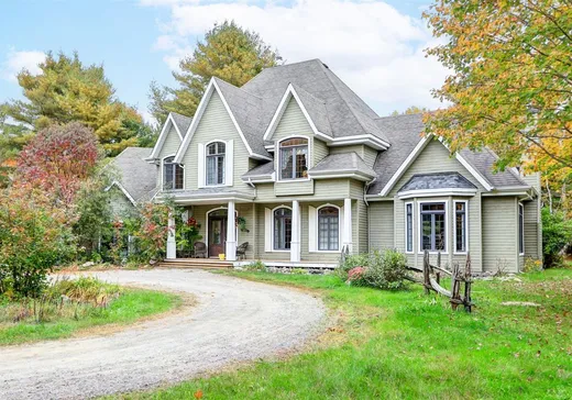 Maison à vendre - 105 Ch. de l'Acajou, Mont-Tremblant, J0T 1M0