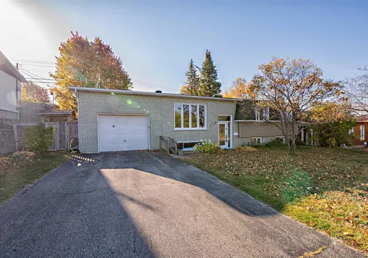 Maison à vendre - 109 Rue Poirier, Val-d'Or, J9P 5B8
