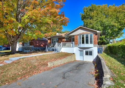 Maison à vendre - 551 Boul. Goineau, Laval (Pont-Viau), H7G 3P3