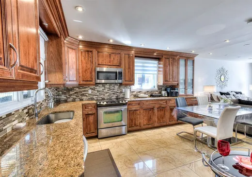 Maison à vendre - 551 Boul. Goineau, Laval (Pont-Viau), H7G 3P3
