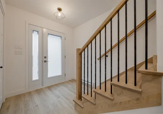 House for sale - 107 Rue De La Salle, St-Lambert-De-Lauzon, G0S 2W0