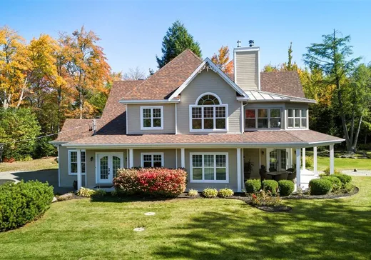 Two or more stories for sale - 185 Rue Marie-Pier, Magog, J1X0K4