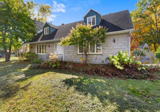 Two or more stories for sale - 2484 Rue du Colonel-Mathieu, Ste-Foy, G1W1B5