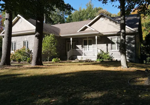 Maison à étages à vendre - 2809 Rue du Sanctuaire, Saint-Lazare, J7T0B7