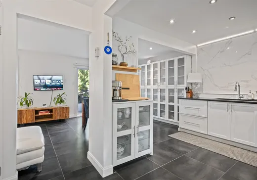 Maison à vendre - 180 Tsse Jacques-Léonard, Montréal (Centreville), H1A 3K3