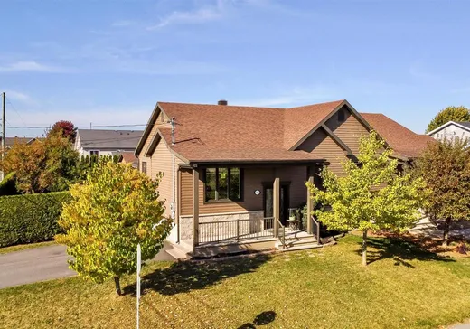 Bungalow for sale - 411 Rue des Écoles, Saint-Christophe-D'Arthabaska, G6S0S1