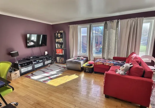 Maison à vendre - 8A-8B Rue Gaudreau, Lac-Au-Saumon, G0J 1M0