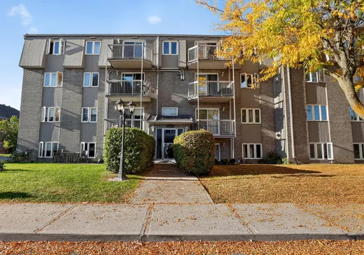 Condo à vendre - 140 Rue St-Henri, La Prairie, J5R 2S1