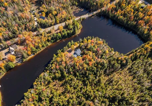 Maison à vendre - 1081 Ch. Domaine sur le Lac, Ste-Lucie, J0T 2J0