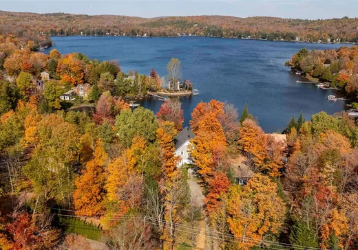 Maison à vendre - 1209 Ch. du Lac-Connelly, St-Hippolyte, J8A 2B9