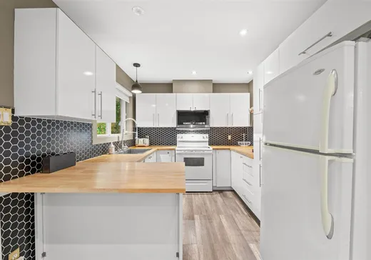 Maison à vendre - 1084 Ch. du Village, Morin-Heights, J0R 1H0