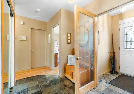 Maison à vendre - 725 Av. J.-J.-Joubert, Laval (Pont-Viau), H7G 4J2