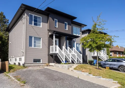 Maison à étages à vendre - 683 Rue des Bosquets, Lac-St-Charles, G3G1V1