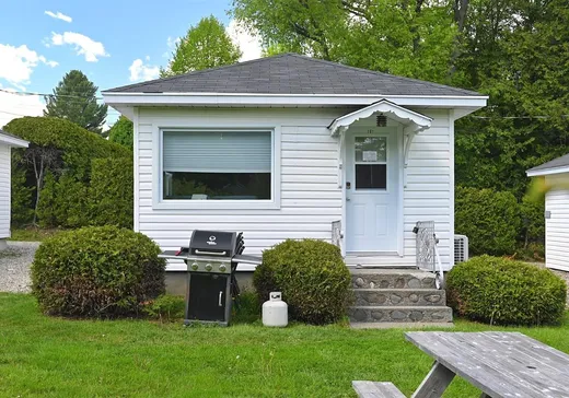 Maison à vendre - 209 Av. des Scouts, Magog, J1X 5W8