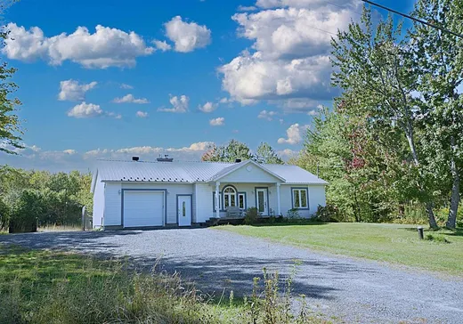 Bungalow à vendre - 1475Z 9e rang de Simpson, St-Cyrille-De-Wendover, J0C1A0