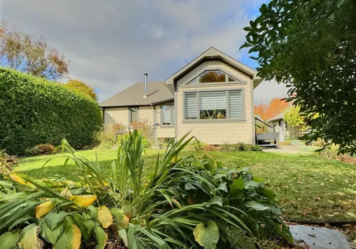 Maison à vendre - 852 Rue Francheville, Sherbrooke, J1N 2K2