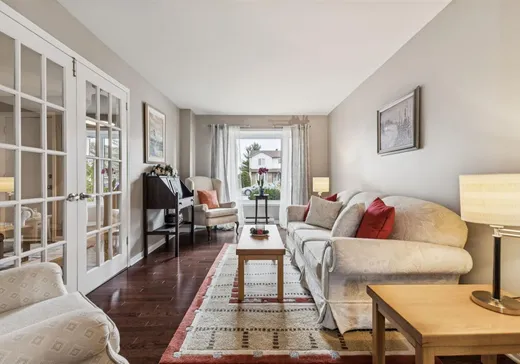 Maison à vendre - 18 Rue Lacombe, Gatineau, J8R 1T6