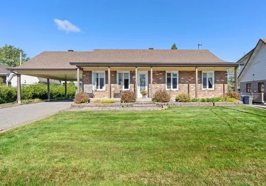 Bungalow for sale - 491 Rue Jacques-Verret, Lac-St-Charles, G3G1S1