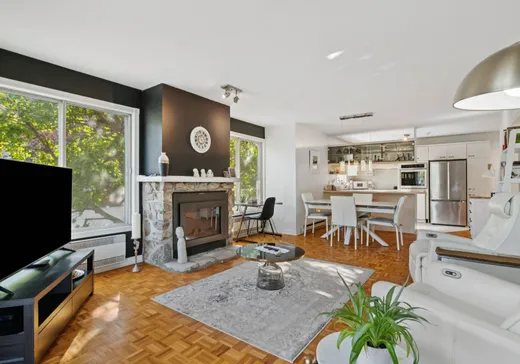 Condo à vendre - 666 Rue du Bord-de-l'Eau O., Longueuil, J4H 4V3